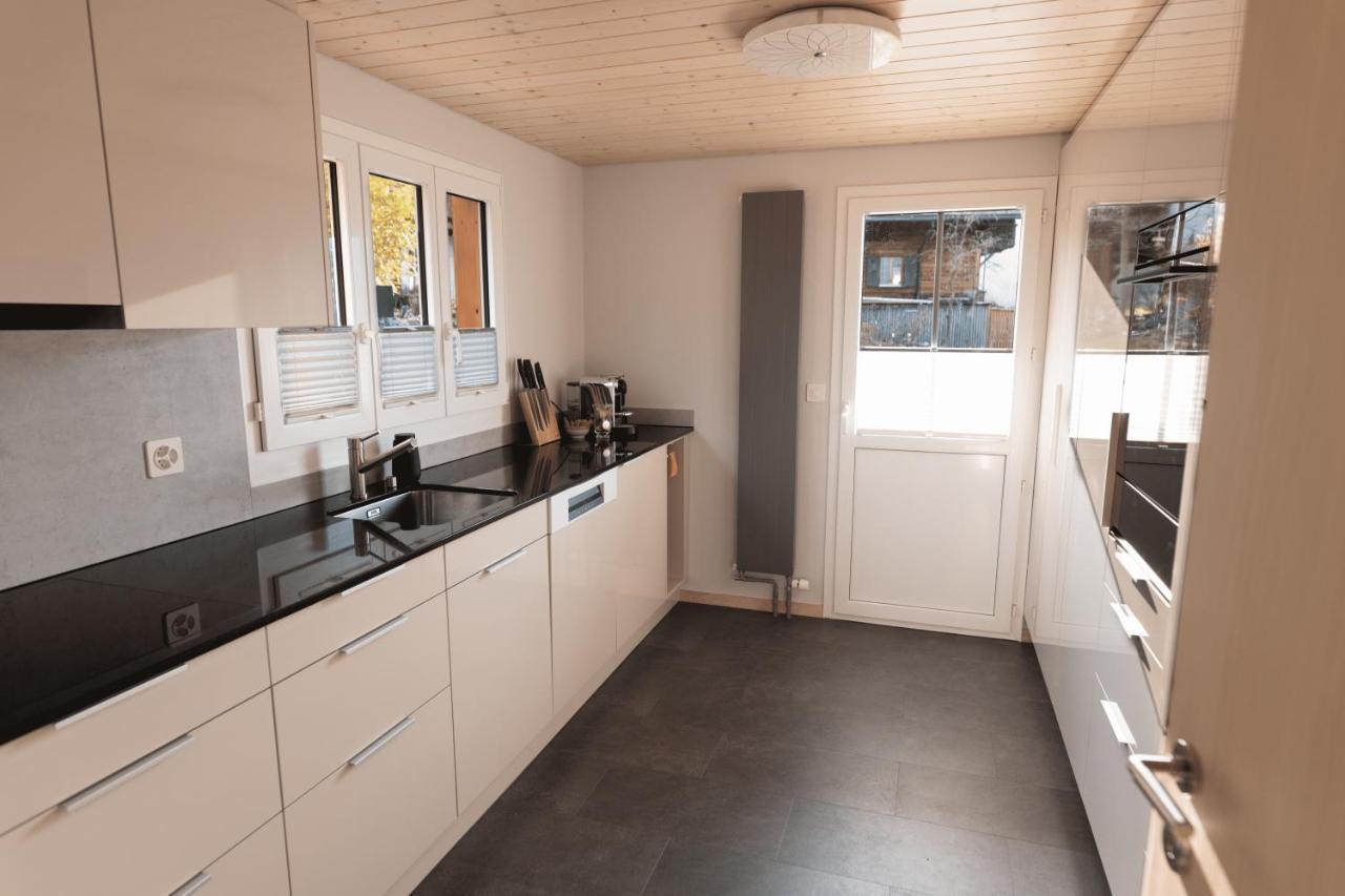 Chalet Egglen "Typical Swiss House, Best Views, Private Jacuzzi" Sigriswil Esterno foto