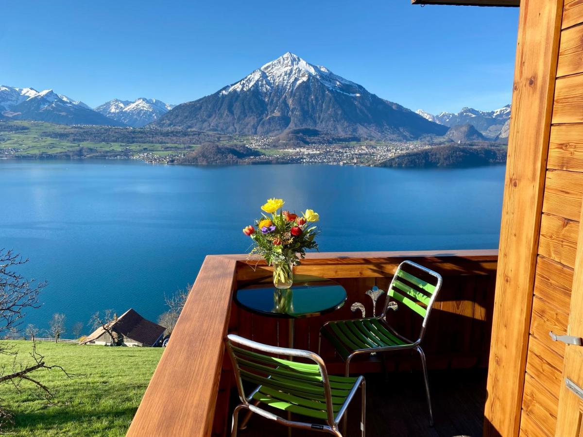 Chalet Egglen "Typical Swiss House, Best Views, Private Jacuzzi" Sigriswil Esterno foto