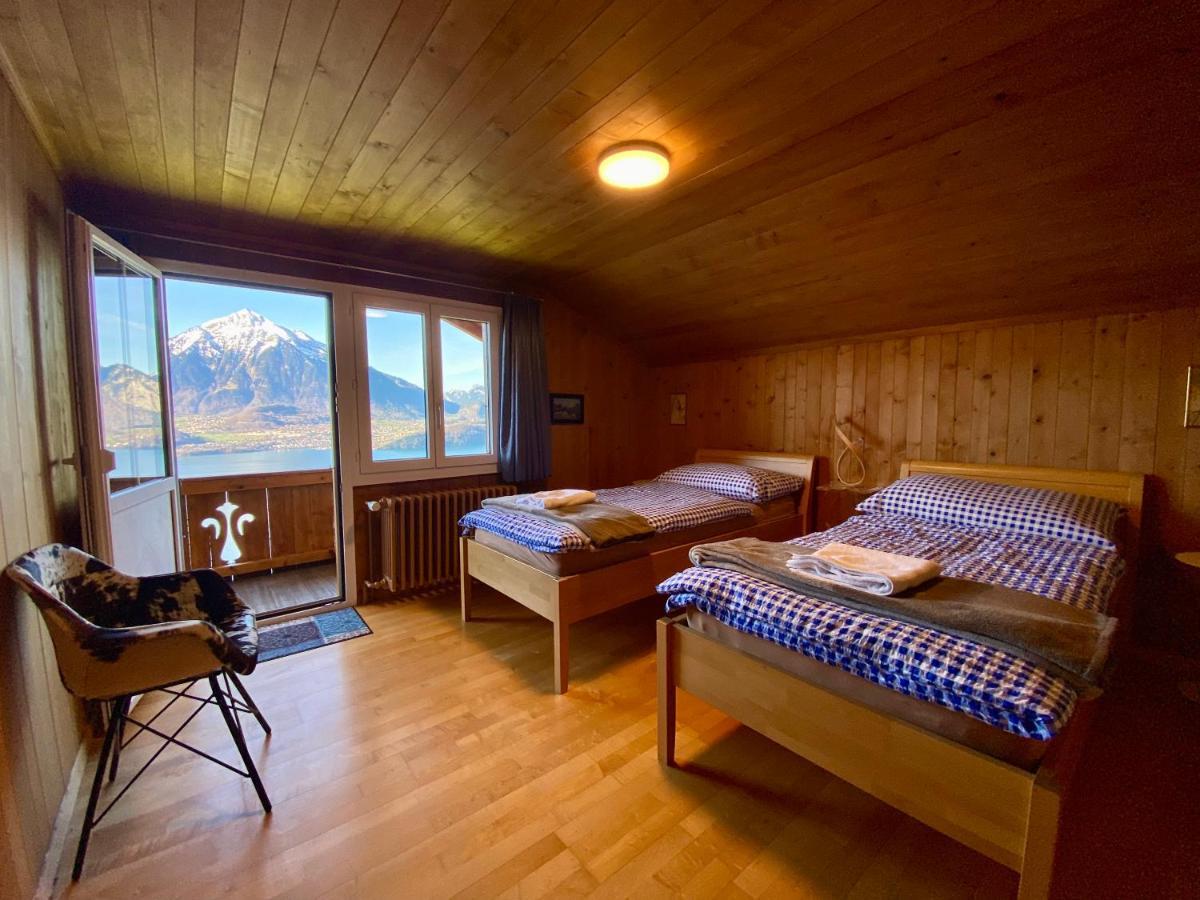 Chalet Egglen "Typical Swiss House, Best Views, Private Jacuzzi" Sigriswil Esterno foto