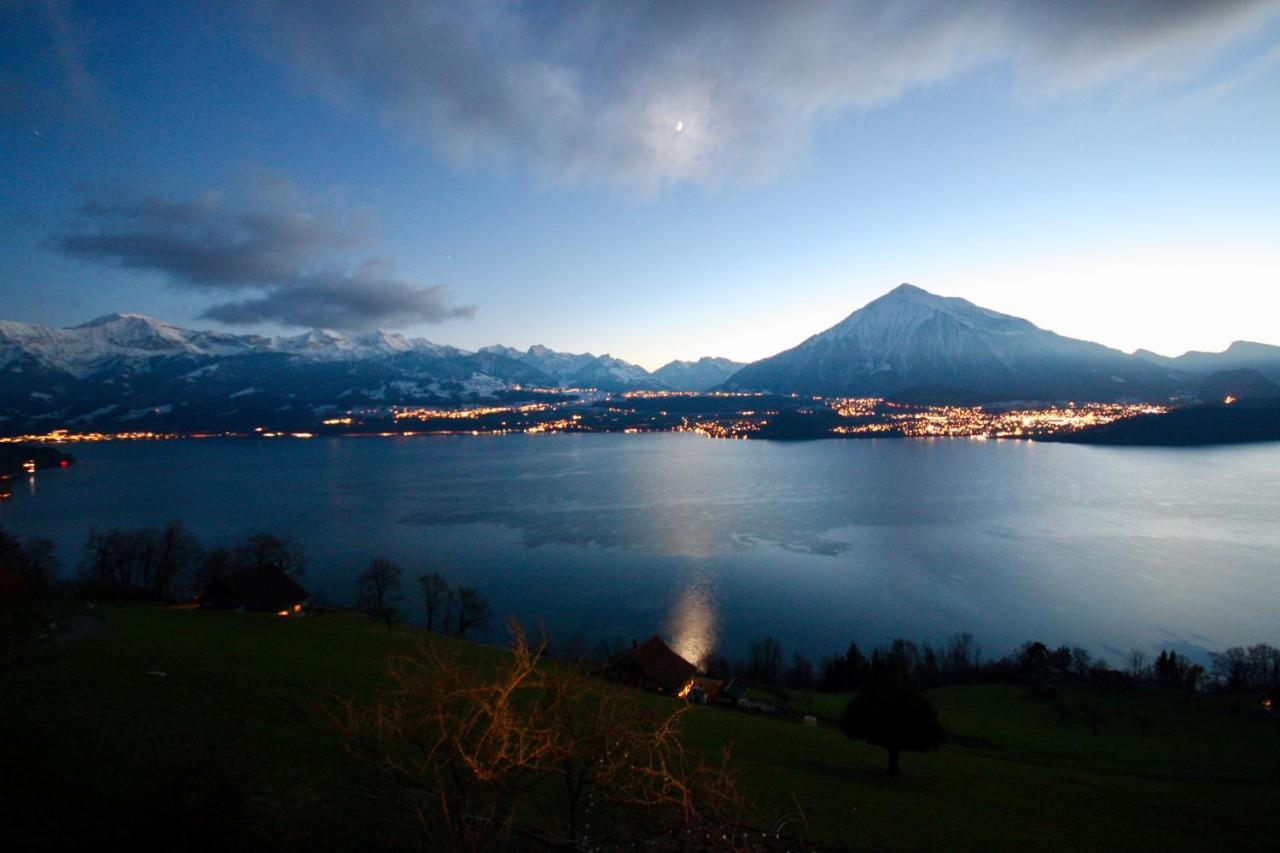 Chalet Egglen "Typical Swiss House, Best Views, Private Jacuzzi" Sigriswil Esterno foto